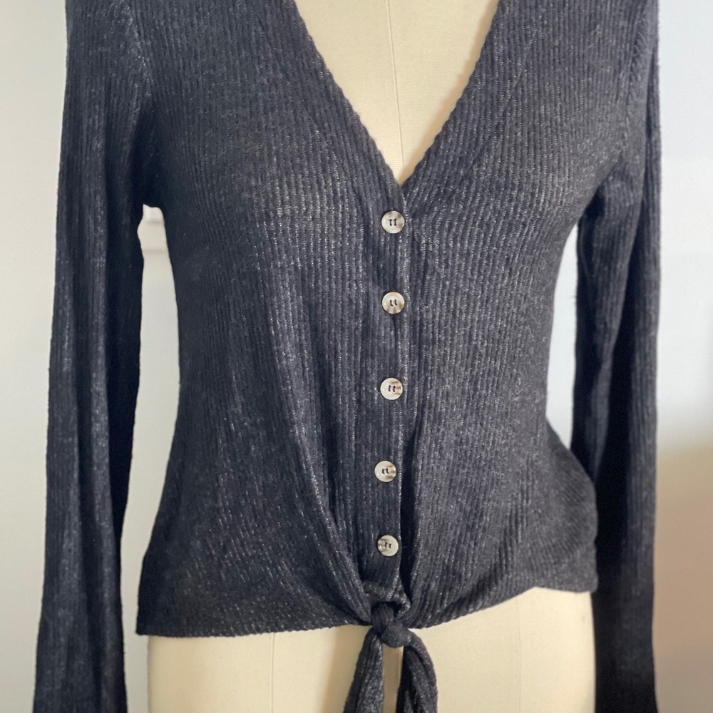 Brand New Pink Rose Long Sleeve Top- Medium- Grey